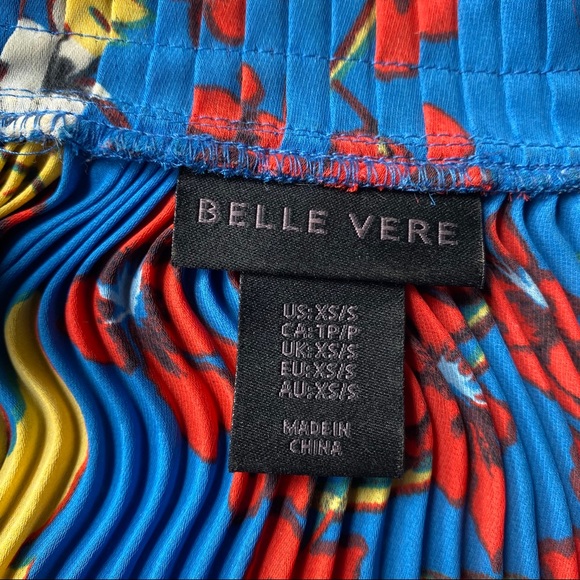 💙 BELLE VERE BOHO BLUE MULTI COLORFUL FLORAL PLEATED LOOSE FIT BLOUSE! - Picture 6 of 9
